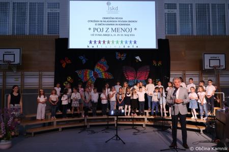 Območna revija otroških in mladinskih pevskih zborov občin Kamnik in Komenda (11)